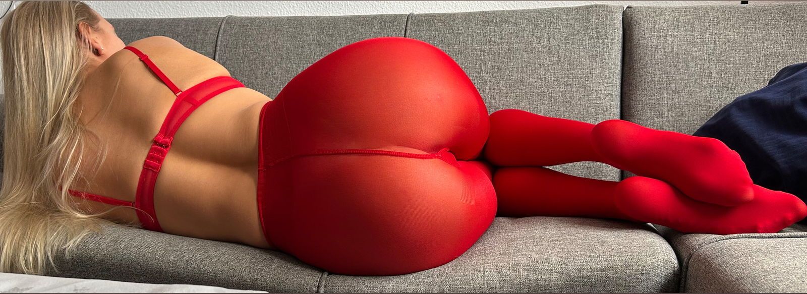 ellieloucouple banner