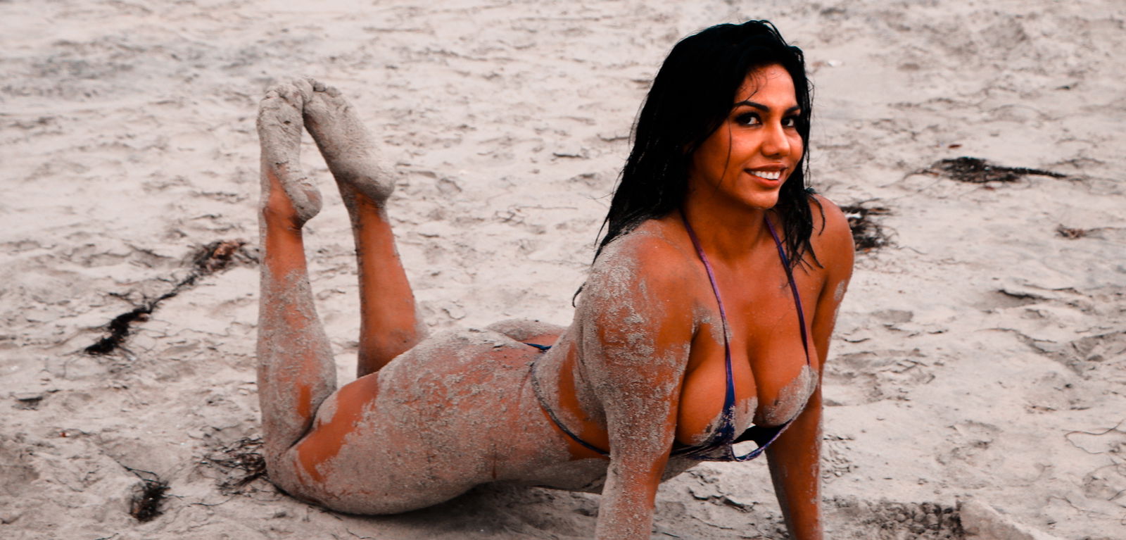 latinmusclegoddess banner