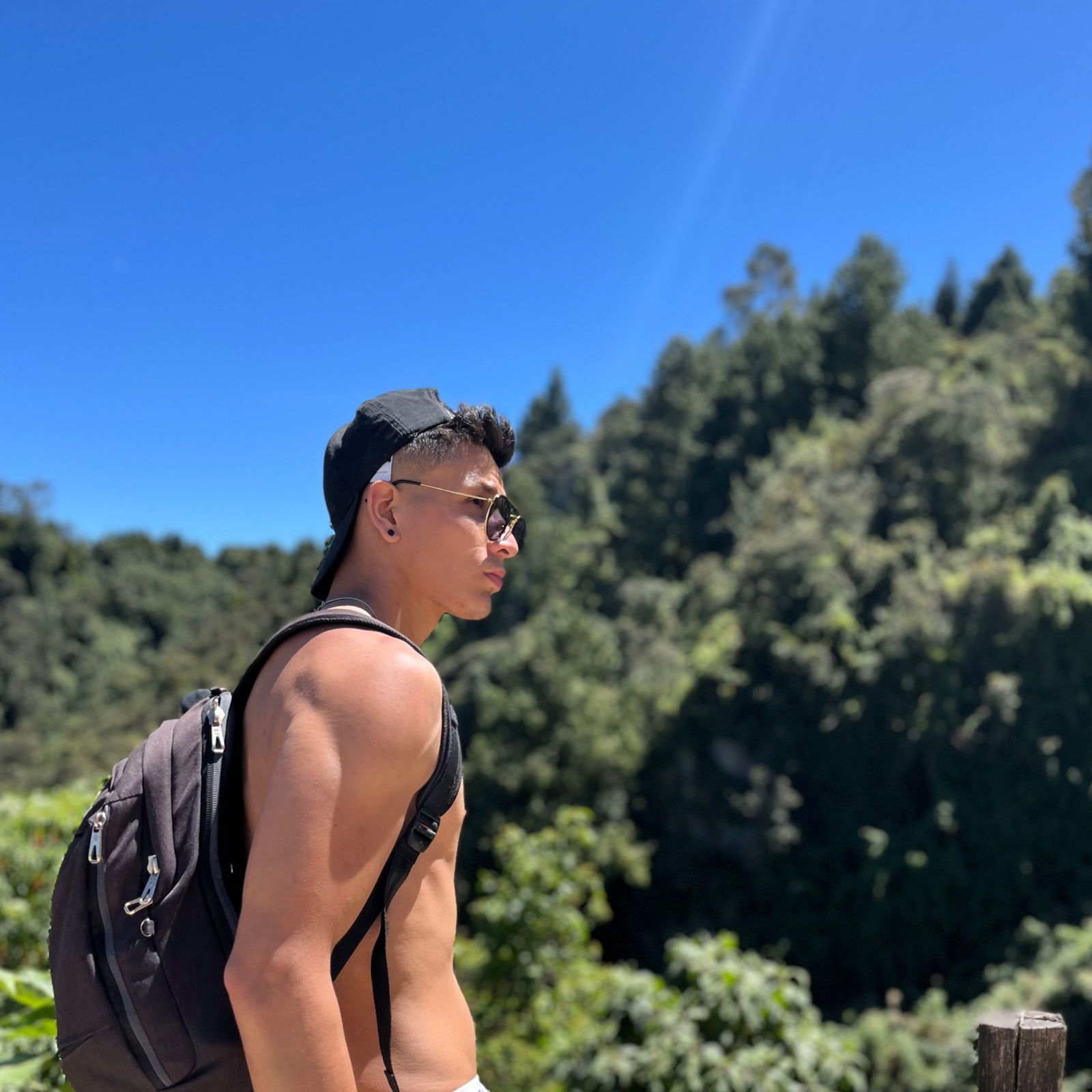 soyyleonardooficial banner