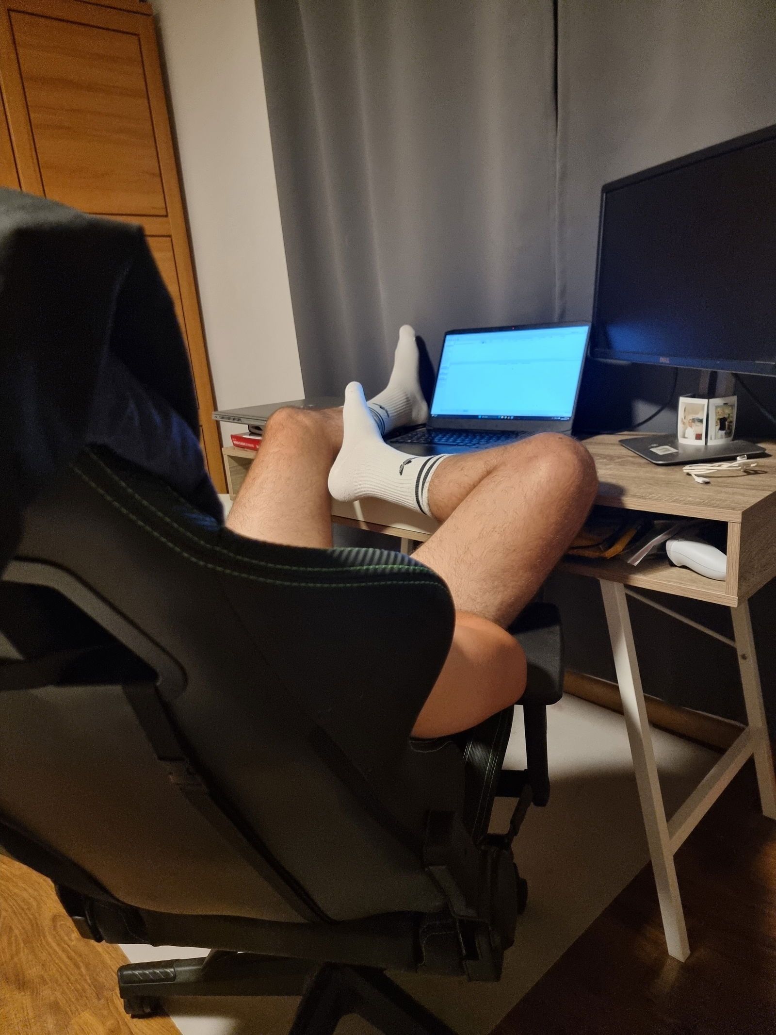 two.hung.guys banner